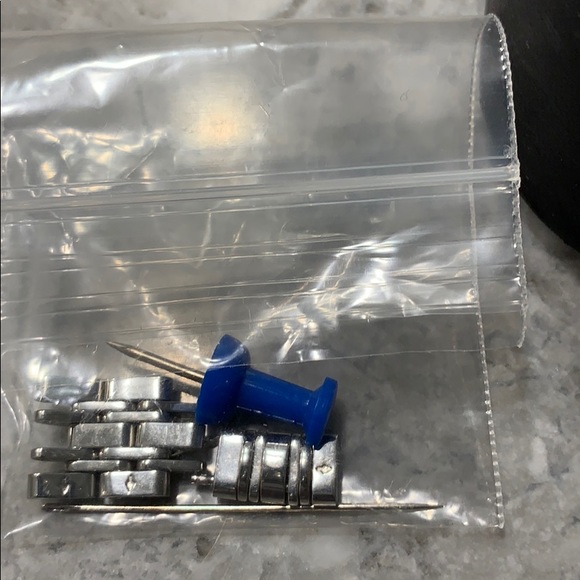 Emporio Armani Silver Watch - Picture 4 of 7